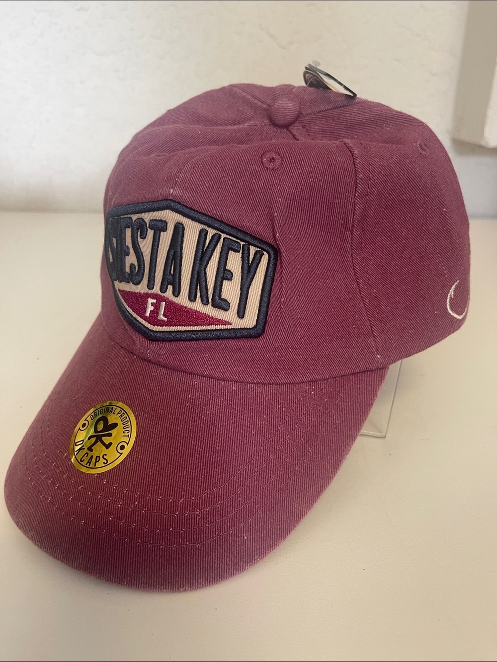 Unisex Siesta Key Buckle Back Cap. NWT baseball hat